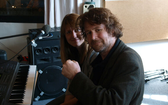 Rozhovor s irským písničářem Liamem Ó Maonlaím a s Markétou Irglovou