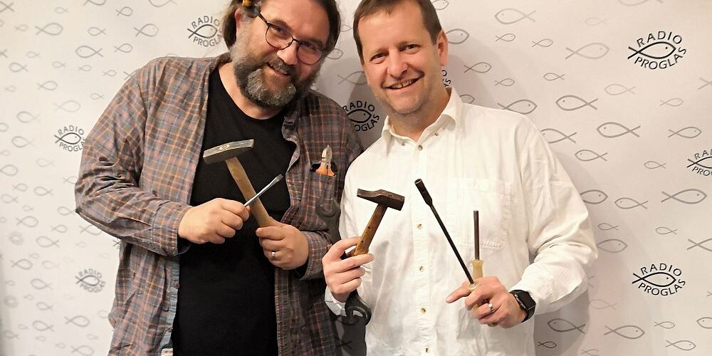 Nářadí – písničky z kufříku