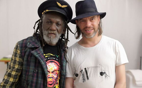 Winston McAnuff & Fixi: Naše hudba léčí