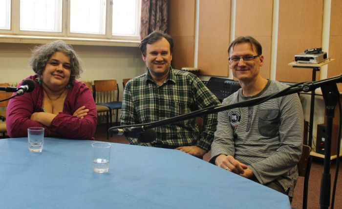 HLASkontraBAS – album Ridiny Ahmedové a Petra Tichého