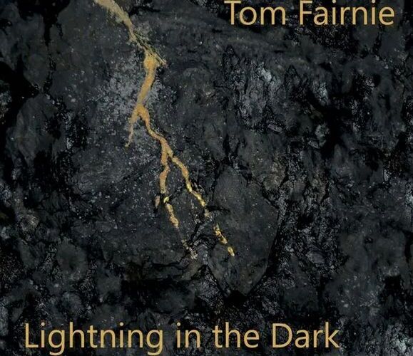 Rozhovor se skotským písničkářem Tomem Fairniem