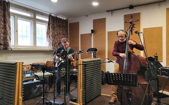 Česko-rakouské KUH Trio živě v pořadu Jak se vám líbí