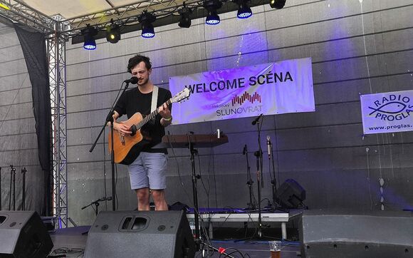 Jak se vám líbí – Zapomělsem o albu Jesnou