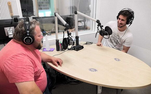 Rozhovor s písničkářem Montym