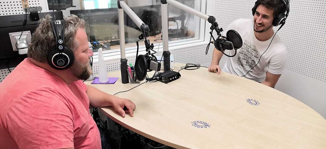 Rozhovor s písničkářem Montym