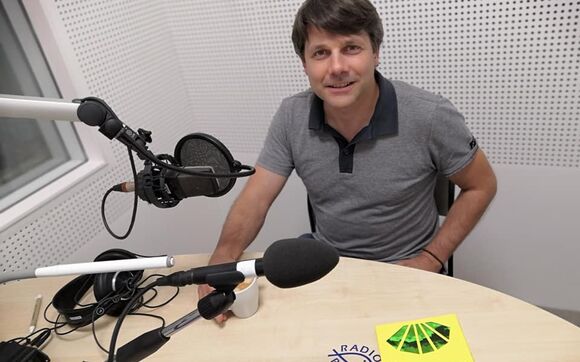 Epydemye – o albu Prosklený nebe