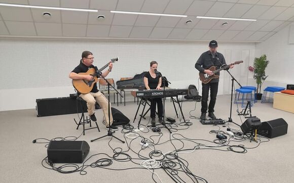 Bokomara Trio živě ze studia