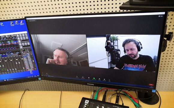 Rozhovor s kytaristou Petrem Uvirou