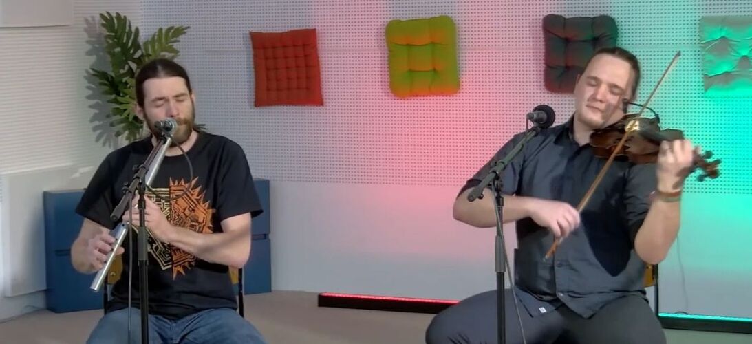 Koncert skupiny Malemirish ze studia Proglasu