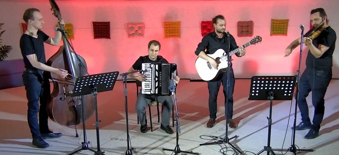 Koncert skupiny Hazafele ze studia Proglasu