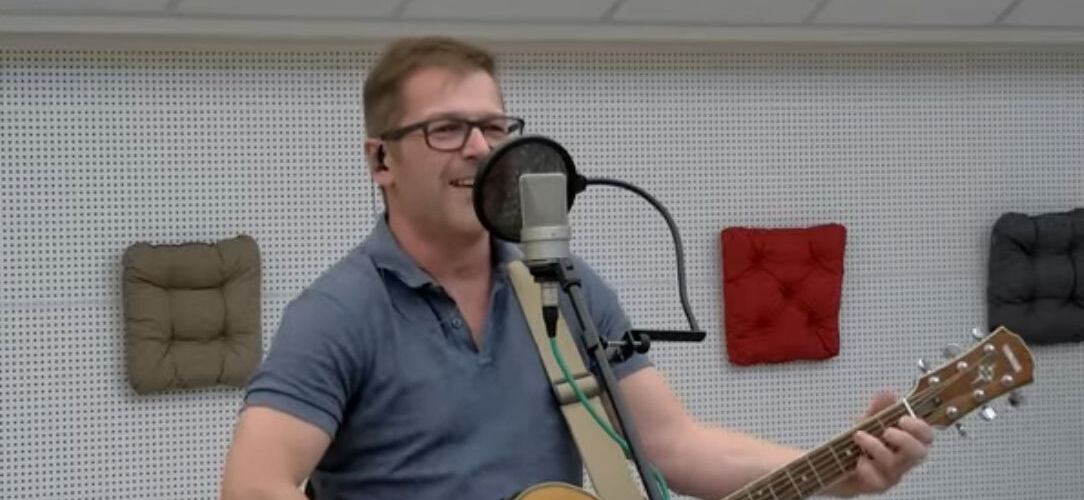 Koncert Vadima Pekárka ze studia Proglasu