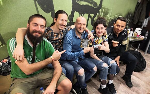 Divanhana: Život složitý jako velký uzel