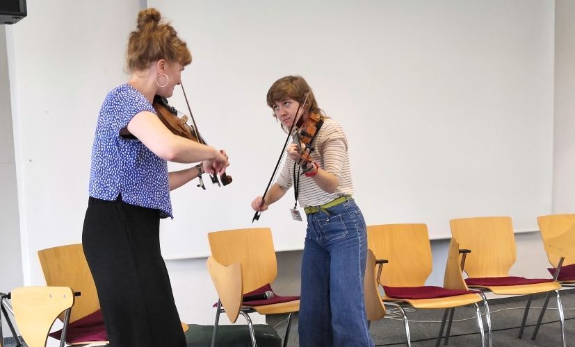 Rozhovor s britským duem The Rheingans Sisters