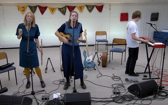 Koncert dua Jiný metro ze studia Proglasu