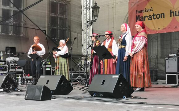 Saucējas: Ptáci s námi bojovali o teritorium