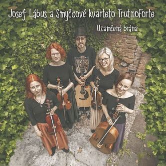 S písničkářem Josefem Lábusem o albu Uzamčená brána