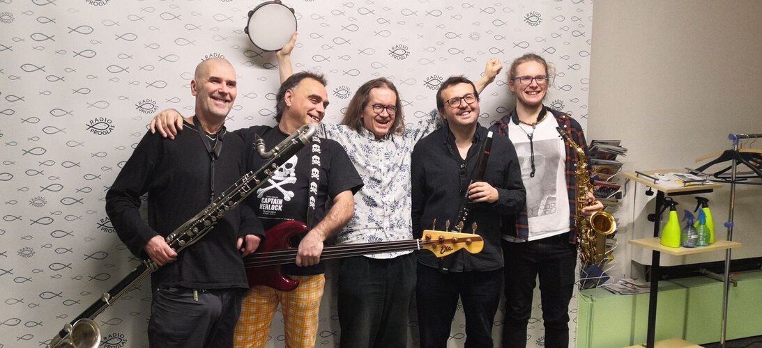 Strakův pojízdný cirkus živě z Koncertního studia