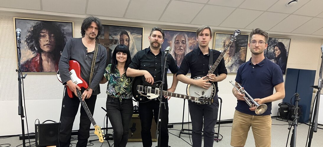 Holy Fanda & The Reverends živě z Koncertního studia