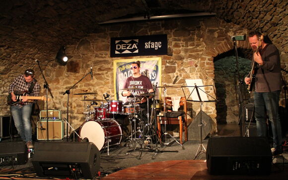 Rozhovor se skupinou The Bladderstones