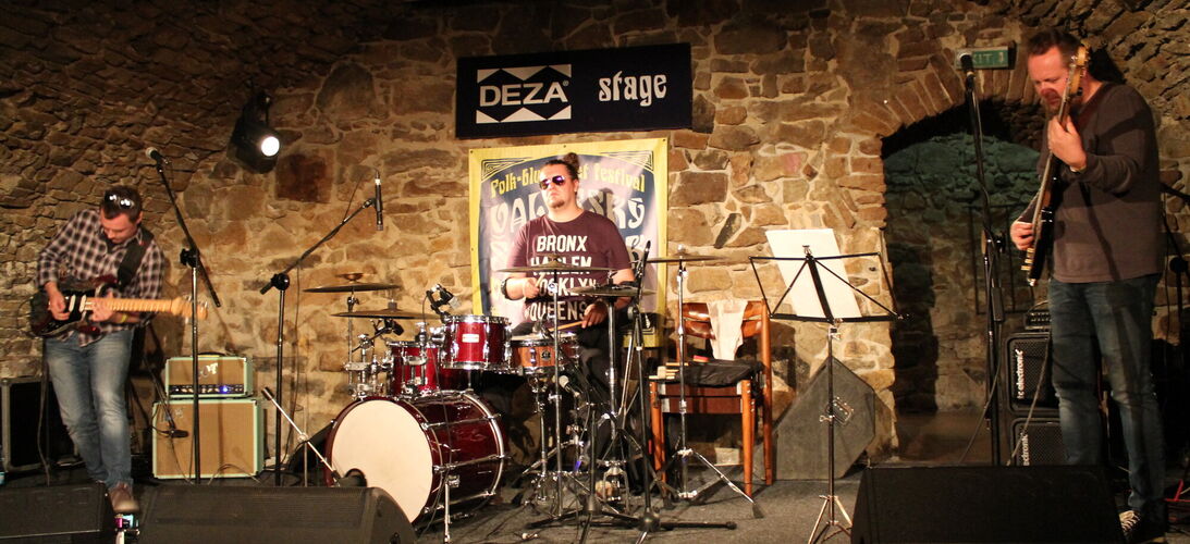 Rozhovor se skupinou The Bladderstones