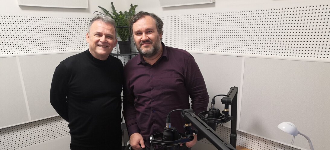 S Robertem Balzarem o albu Around the Bass