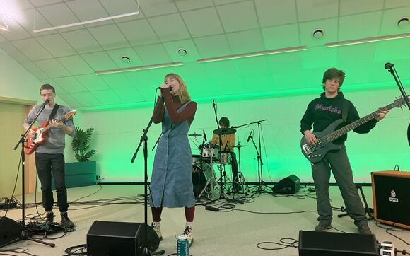 Koncert skupiny Hansen ze studia Proglasu