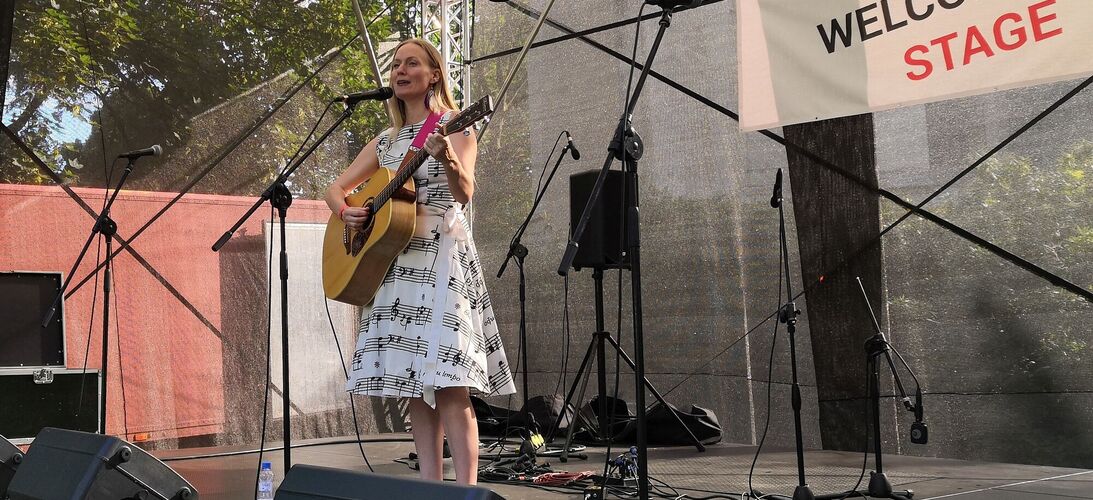 Eva „Blondýna“ Suková živě z Koncertního studia