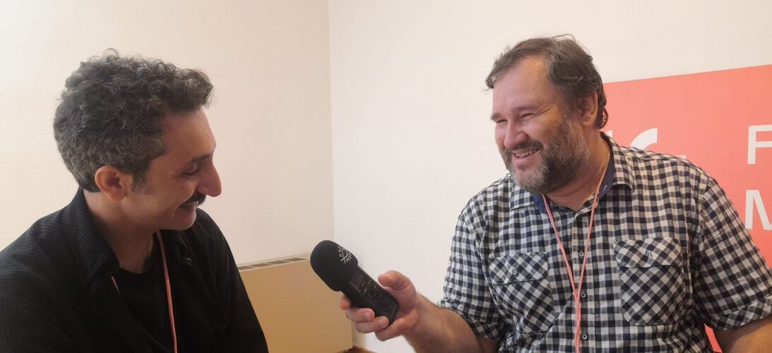 Rozhovor s kurdským zpěvákem Alim Doğanem Gönültaşem