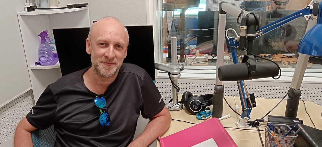 Rozhovor s písničkářem Michalem Vaňkem