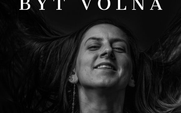 Rozhovor se zpěvačkou Klárou Sárou