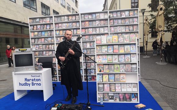 Zabiť Františka má druhé album