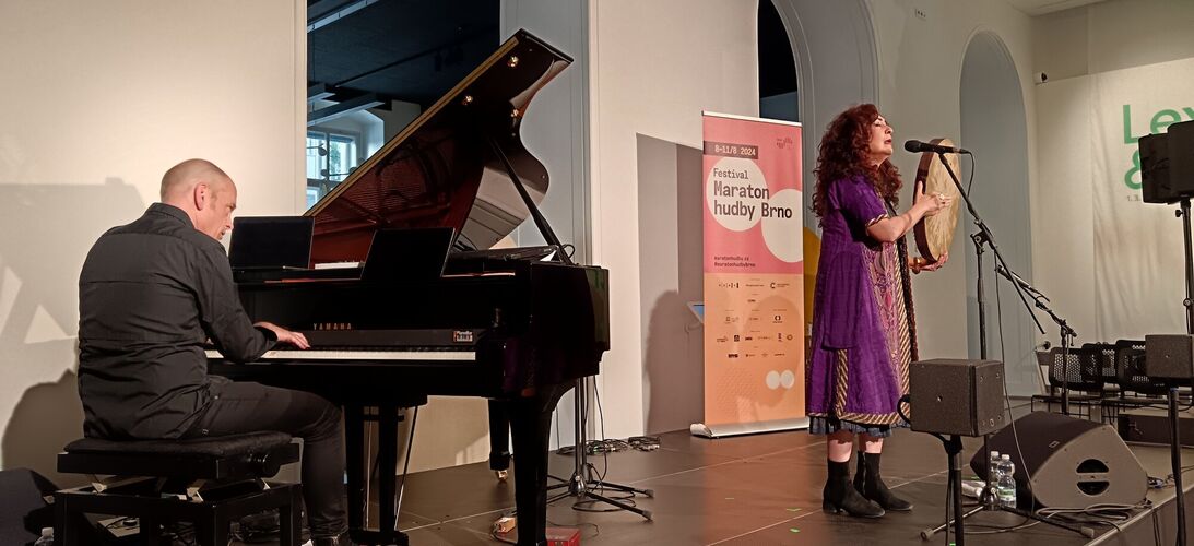 Rozhovor s íránskou zpěvačkou Mahsou Vahdat