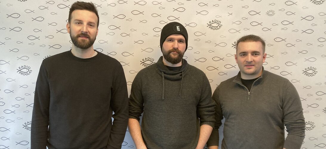 Se skupinou My Dva Trio o albu Vystupovat!