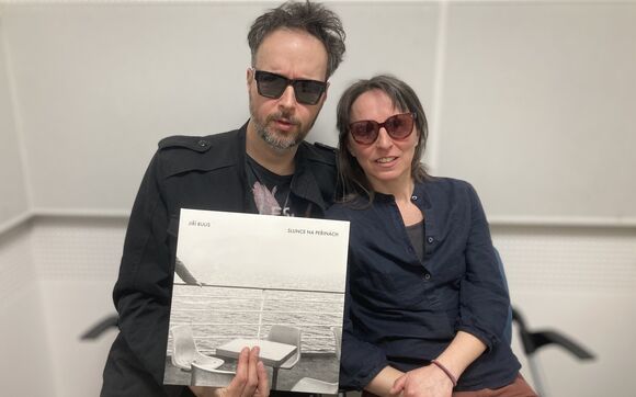 Slunce na peřinách – o písních Jiřího Bulise