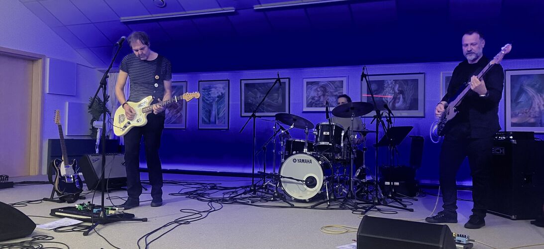 Fuzzy 2102 – koncert ze studia