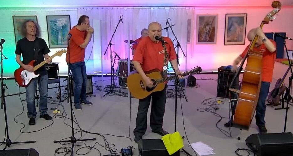 Koncert Pepy Pilaře ze studia Proglasu