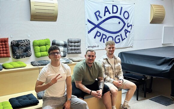 Koncert skupiny Lumeny ze studia Proglasu