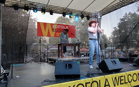 Zpěvák a producent Petrofski