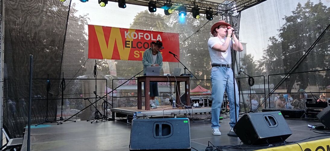 Zpěvák a producent Petrofski