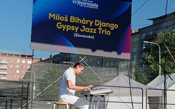 Rozhovor se slovenským pianistou Milošem Bihárym